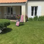 Maison Bercee Par Le Bruit De La Ile De Re * Sainte-Marie-de-Ré