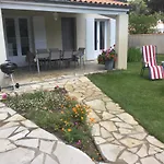 Maison Bercee Par Le Bruit De La Ile De Re בית נופש