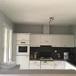 Maison Bercee Par Le Bruit De La Ile De Re *
