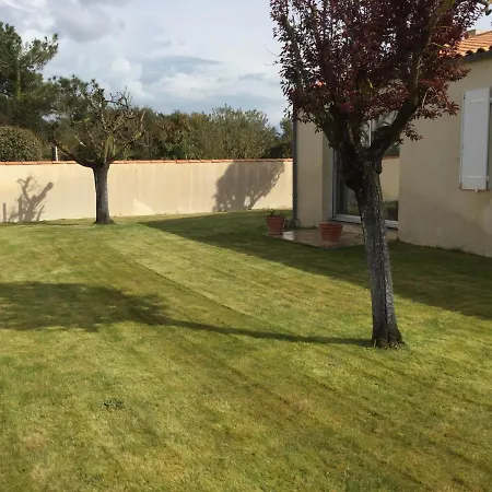 Maison Bercee Par Le Bruit De La Ile De Re Sainte-Marie-de-Ré