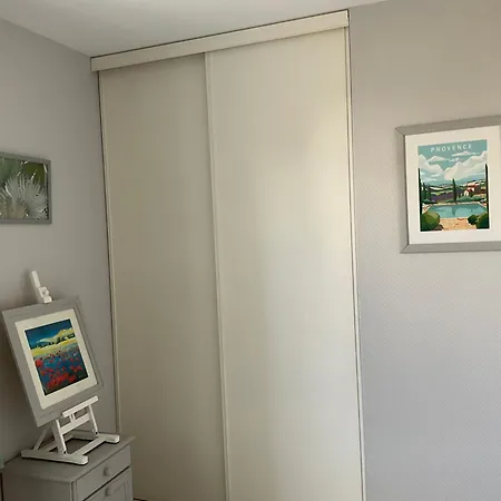 Maison Bercee Par Le Bruit De La Ile De Re *