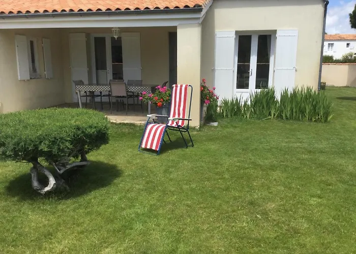 Maison Bercee Par Le Bruit De La Ile De Re * 圣马丹德雷