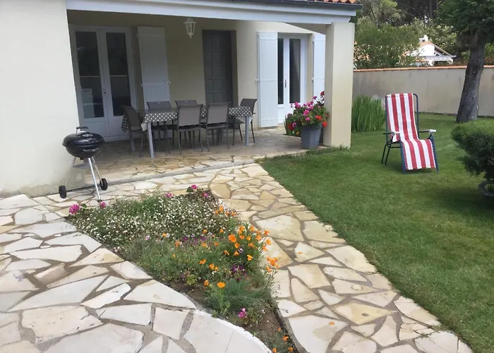 Maison Bercee Par Le Bruit De La Ile De Re 度假居